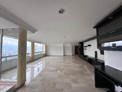 Apartamento de 3 alcobas en venta en El Poblado, Medellín, 172 m² · foto 7 de 19