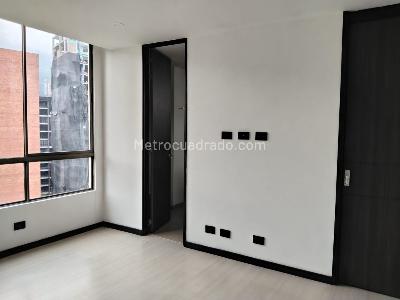 Apartamento de 3 alcobas en arriendo en Lalinde, Medellín, 137 m² · foto 11 de 20