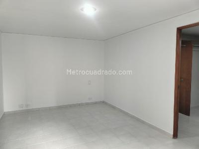 Apartamento de 3 alcobas en arriendo en El Poblado, Medellín, 143 m² · foto 13 de 20