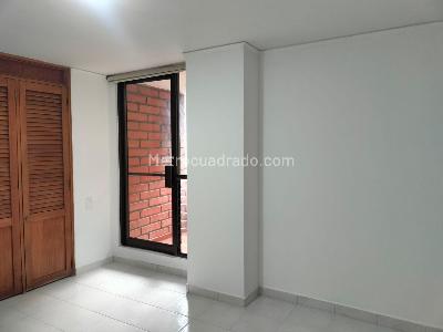 Apartamento de 3 alcobas en arriendo en El Poblado, Medellín, 143 m² · foto 16 de 20
