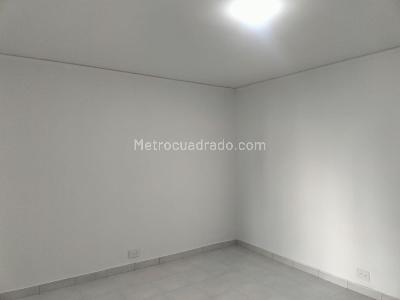 Apartamento de 3 alcobas en arriendo en El Poblado, Medellín, 143 m² · foto 17 de 20