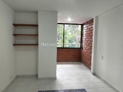 Apartamento de 3 alcobas en arriendo en El Poblado, Medellín, 143 m² · foto 9 de 20