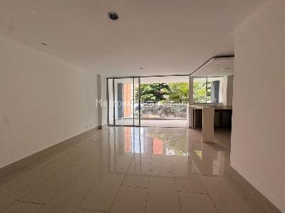 Apartamento en venta en Envigado, Envigado · foto 2 de 15