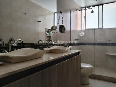 Apartamento de 3 alcobas en arriendo en El Poblado, Medellín, 164 m² · foto 17 de 20
