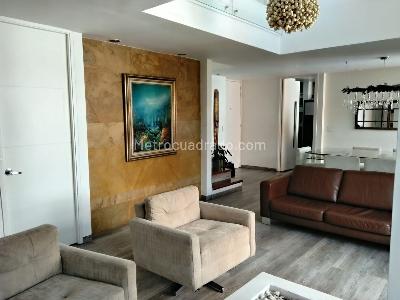 Apartamento de 3 alcobas en arriendo en El Poblado, Medellín, 164 m² · foto 3 de 20