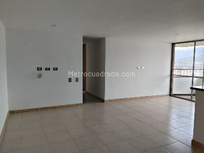 Apartamento de 3 alcobas en arriendo en El Poblado, Medellín, 88 m² · foto 3 de 20