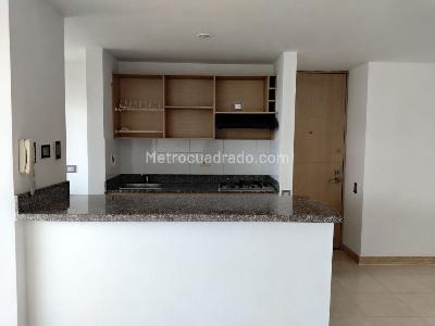 Apartamento de 3 alcobas en arriendo en El Poblado, Medellín, 88 m² · foto 5 de 20