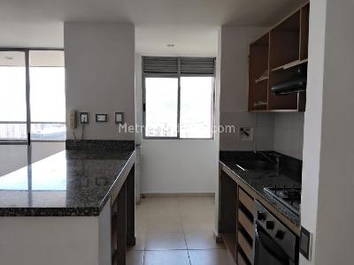 Apartamento de 3 alcobas en arriendo en El Poblado, Medellín, 88 m² · foto 7 de 20