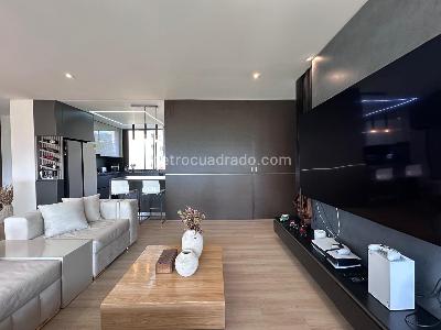Apartamento de 3 alcobas en venta en El Poblado, Medellín, 170 m² · foto 2 de 20