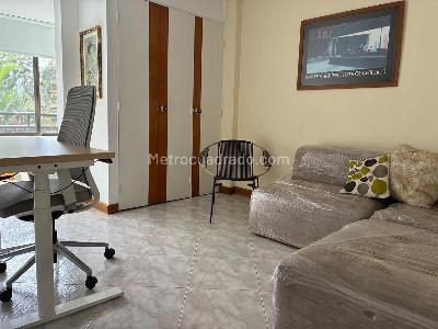 Apartamento de 3 alcobas en venta en El Poblado, Medellín, 109 m² · foto 11 de 14