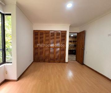 Apartamento en venta en Envigado, Envigado · foto 14 de 17