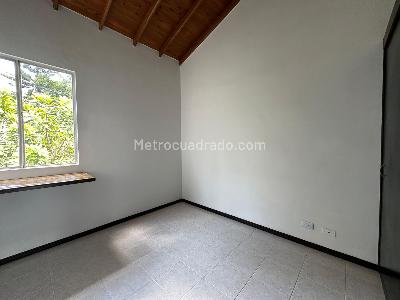 Apartamento de 3 alcobas en venta en Sabaneta, Sabaneta, 70 m² · foto 12 de 20