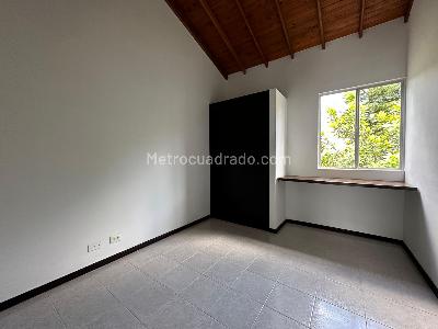 Apartamento de 3 alcobas en venta en Sabaneta, Sabaneta, 70 m² · foto 14 de 20