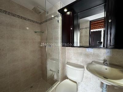 Apartamento de 3 alcobas en venta en Sabaneta, Sabaneta, 70 m² · foto 18 de 20