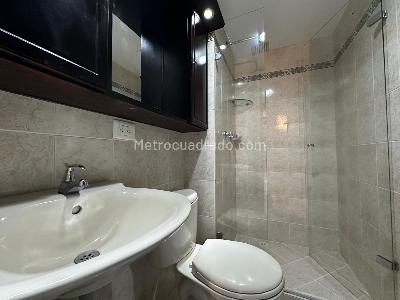 Apartamento de 3 alcobas en venta en Sabaneta, Sabaneta, 70 m² · foto 19 de 20
