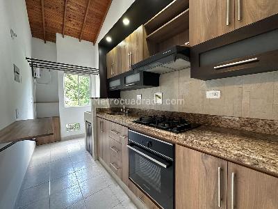 Apartamento de 3 alcobas en venta en Sabaneta, Sabaneta, 70 m² · foto 6 de 20