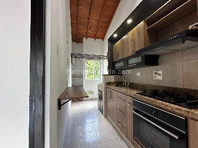 Apartamento de 3 alcobas en venta en Sabaneta, Sabaneta, 70 m² · foto 7 de 20