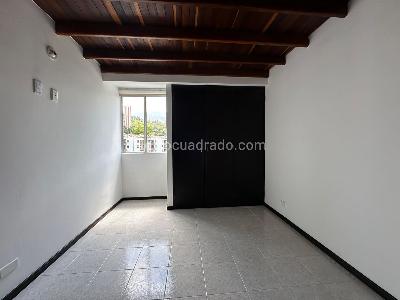 Apartamento de 3 alcobas en venta en Sabaneta, Sabaneta, 70 m² · foto 9 de 20