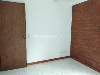 Apartamento en venta en El Poblado, Medellín · foto 10 de 18