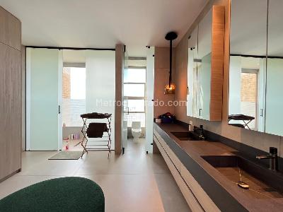 Apartamento de 3 alcobas en venta en El Poblado, Medellín, 406 m² · foto 18 de 20
