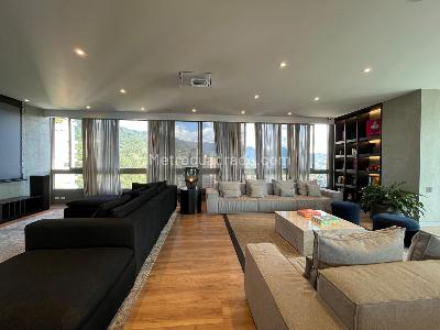 Apartamento de 3 alcobas en venta en El Poblado, Medellín, 406 m² · foto 4 de 20