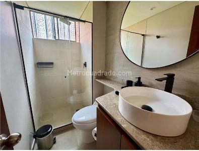 Apartamento en venta en El Poblado, Medellín · foto 15 de 16
