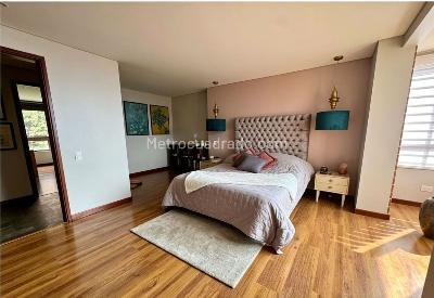 Apartamento en venta en El Poblado, Medellín · foto 9 de 16