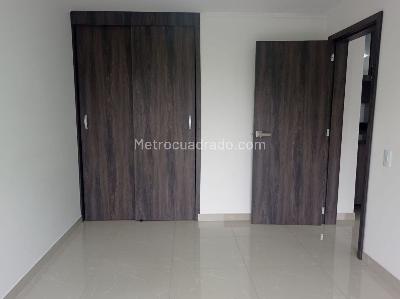 Apartamento de 2 alcobas en venta en El Poblado, Medellín, 65 m² · foto 10 de 19
