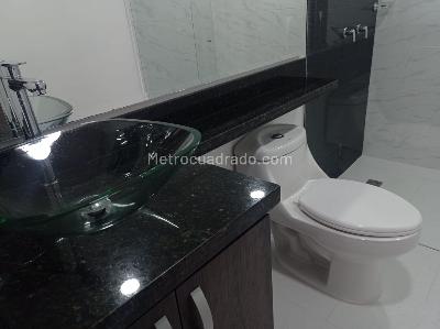 Apartamento de 2 alcobas en venta en El Poblado, Medellín, 65 m² · foto 17 de 19