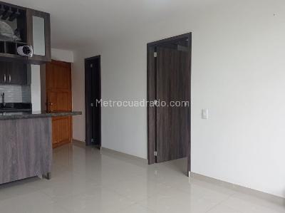 Apartamento de 2 alcobas en venta en El Poblado, Medellín, 65 m² · foto 2 de 19