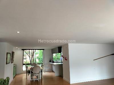 Apartamento en venta en El Poblado, Medellín · foto 3 de 19
