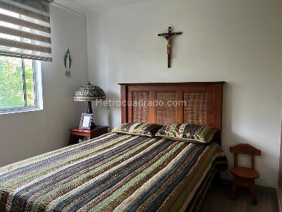 Apartamento de 3 alcobas en venta en El Poblado, Medellín, 125 m² · foto 10 de 18
