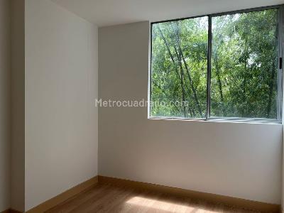 Apartamento de 3 alcobas en venta en El Poblado, Medellín, 82 m² · foto 16 de 19