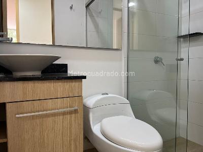 Apartamento de 3 alcobas en venta en El Poblado, Medellín, 82 m² · foto 18 de 19
