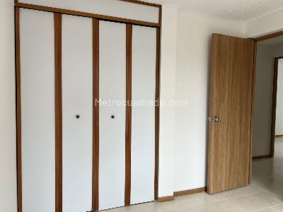 Apartamento en venta en Envigado, Envigado · foto 10 de 18