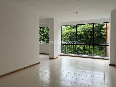 Apartamento en venta en Envigado, Envigado · foto 2 de 18
