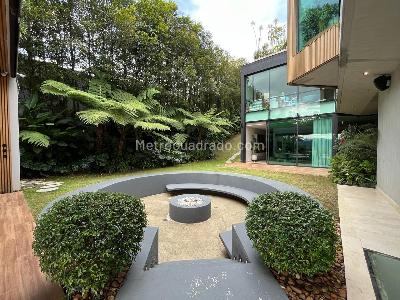 Casa de 4 alcobas en venta en Envigado, Envigado, 1200 m² · foto 19 de 20