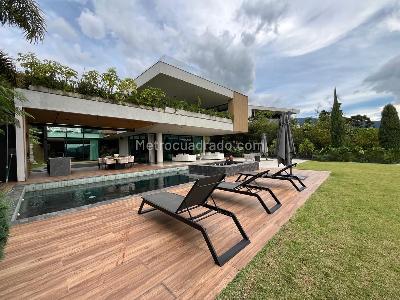 Casa de 4 alcobas en venta en Envigado, Envigado, 1200 m² · foto 20 de 20