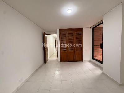 Apartamento de 3 alcobas en venta en El Poblado, Medellín, 143 m² · foto 12 de 16