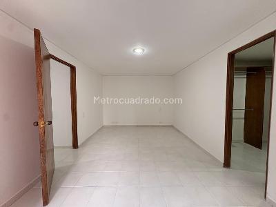 Apartamento de 3 alcobas en venta en El Poblado, Medellín, 143 m² · foto 8 de 16