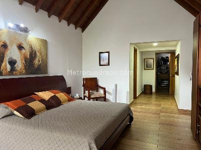 Casa de 3 alcobas en venta en El Poblado, Medellín, 229 m² · foto 10 de 20