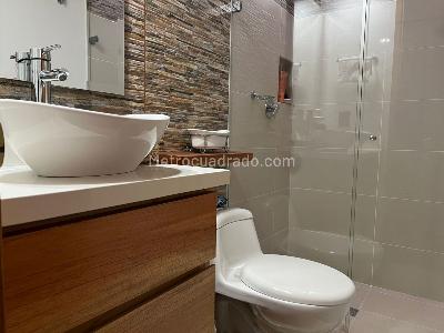 Casa de 3 alcobas en venta en El Poblado, Medellín, 229 m² · foto 17 de 20
