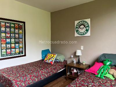 Apartamento de 3 alcobas en venta en El Poblado, Medellín, 101 m² · foto 9 de 17