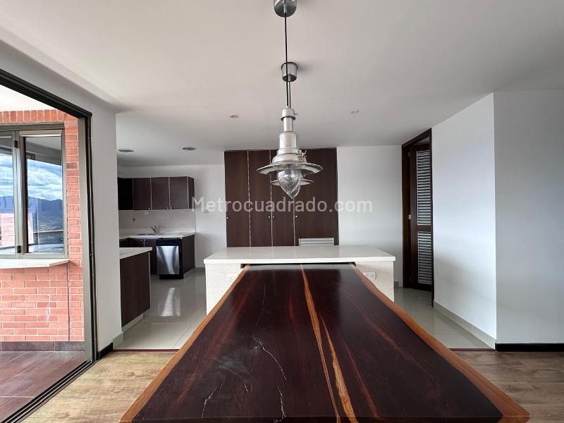 Apartamento en Arriendo, EL POBLADO, Medellín - View 5