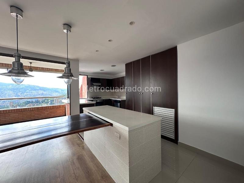 Apartamento en Arriendo, EL POBLADO, Medellín - View 6