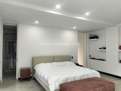 Apartamento de 2 alcobas en venta en El Poblado, Medellín, 167 m² · foto 11 de 20