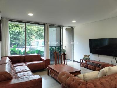 Apartamento de 2 alcobas en venta en El Poblado, Medellín, 167 m² · foto 2 de 20