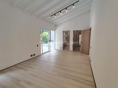 Casa de 3 alcobas en arriendo en El Poblado, Medellín, 320 m² · foto 10 de 20