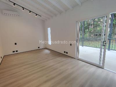 Casa de 3 alcobas en arriendo en El Poblado, Medellín, 320 m² · foto 11 de 20