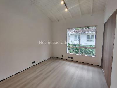 Casa de 3 alcobas en arriendo en El Poblado, Medellín, 320 m² · foto 15 de 20